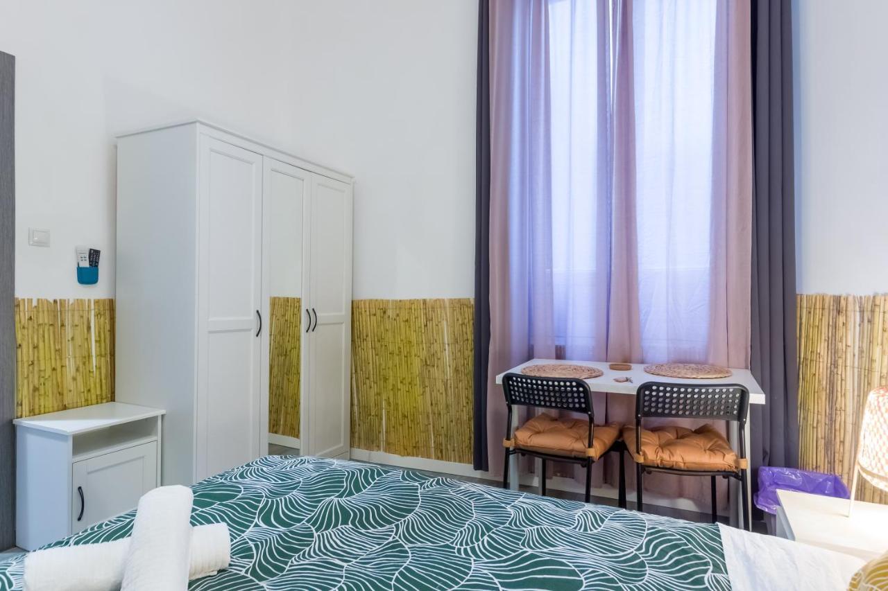 Social - Coliving & Coworking - Madrid 호스텔 외부 사진
